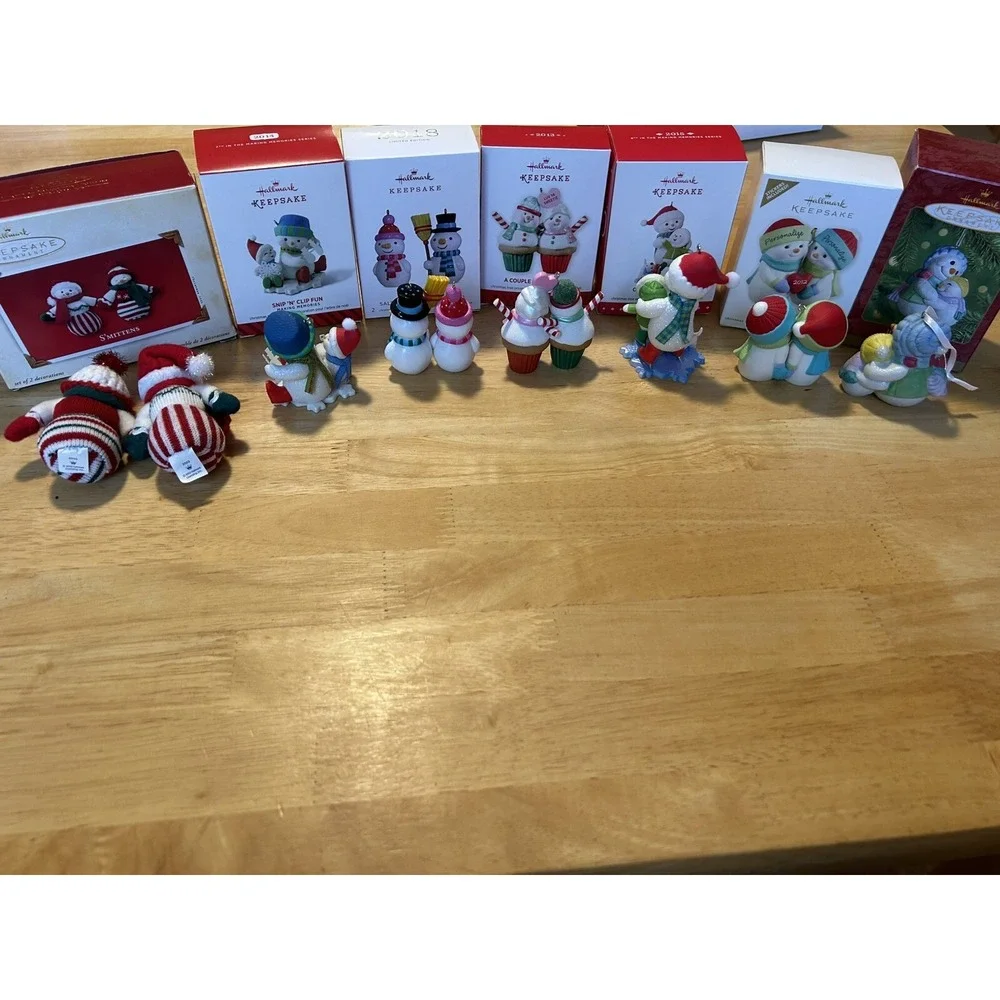 Hallmark Keepsake Ornaments Snowman Lot Of 7 Cupcakes Hugs Ice Skating Snowflake